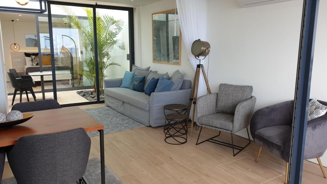 Home At Azores - Oasis House เซารอก ภายนอก รูปภาพ