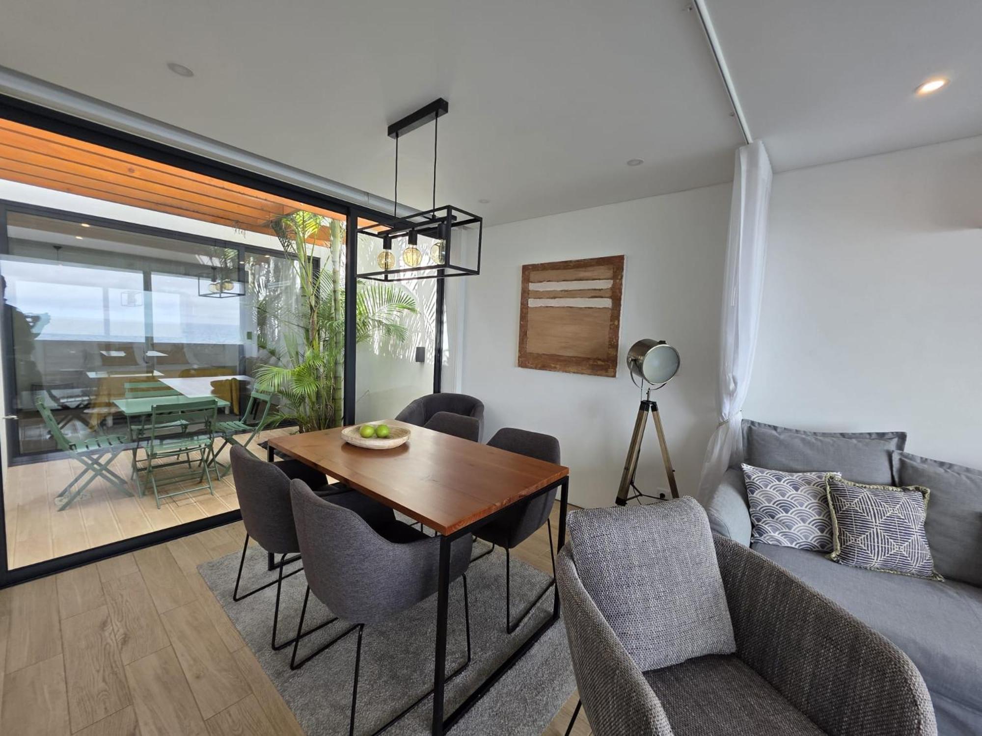 Home At Azores - Oasis House เซารอก ภายนอก รูปภาพ