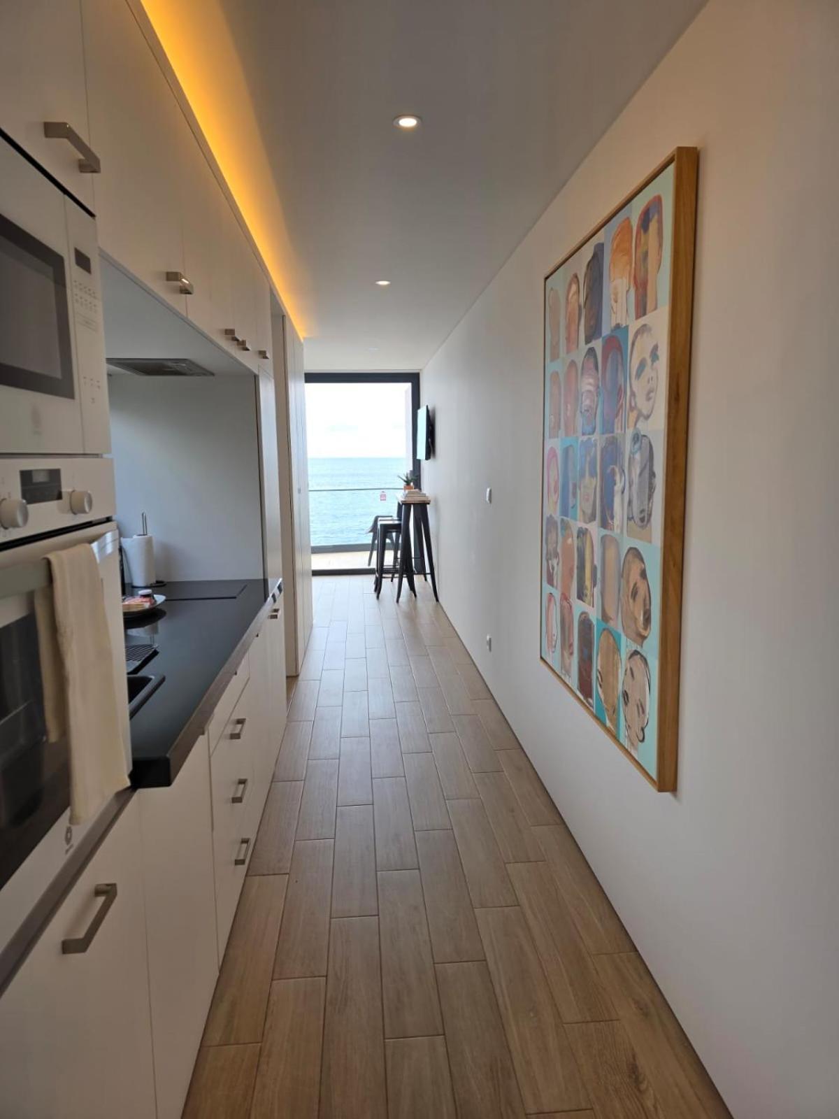 Home At Azores - Oasis House เซารอก ภายนอก รูปภาพ