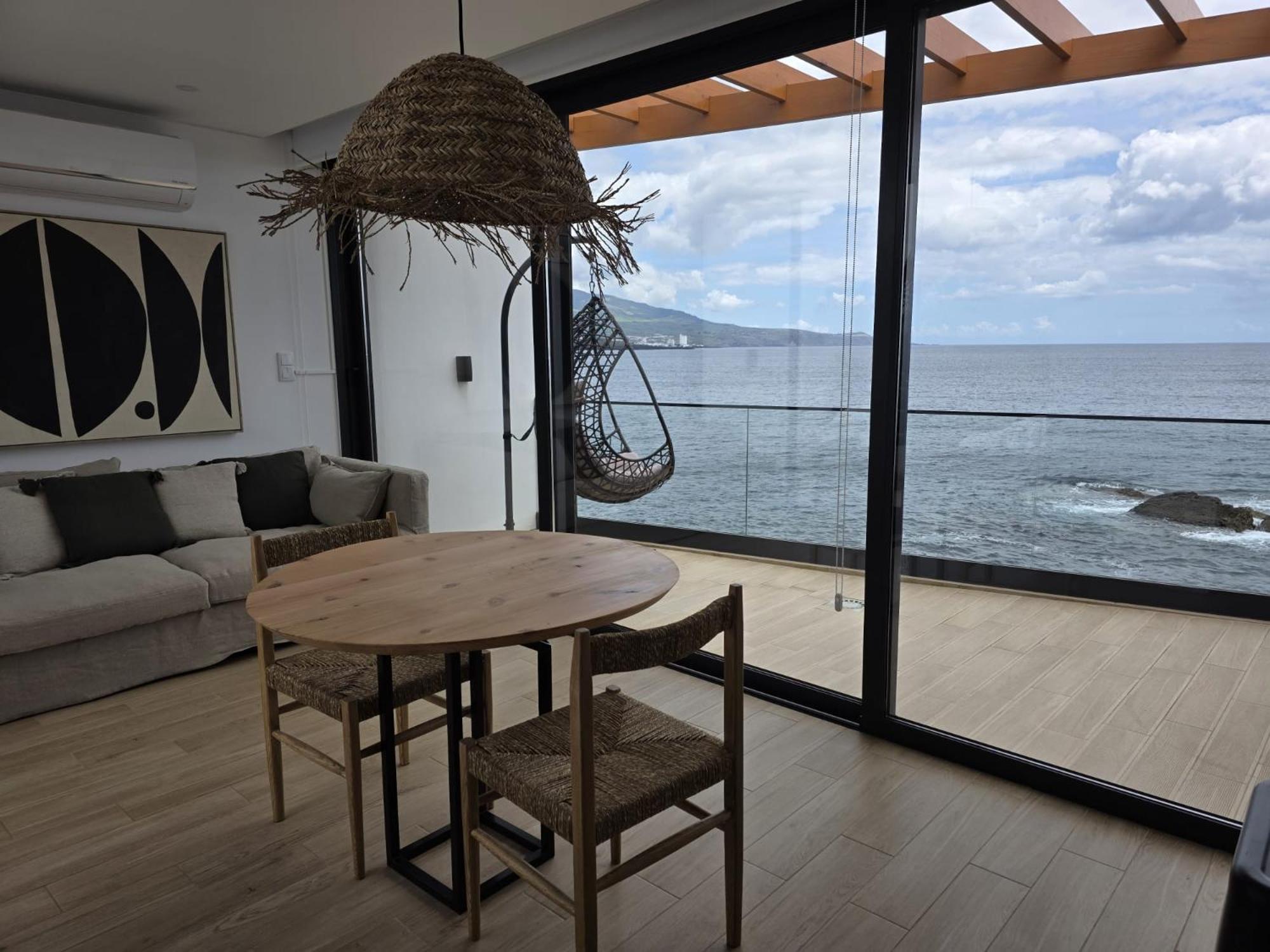 Home At Azores - Oasis House เซารอก ภายนอก รูปภาพ