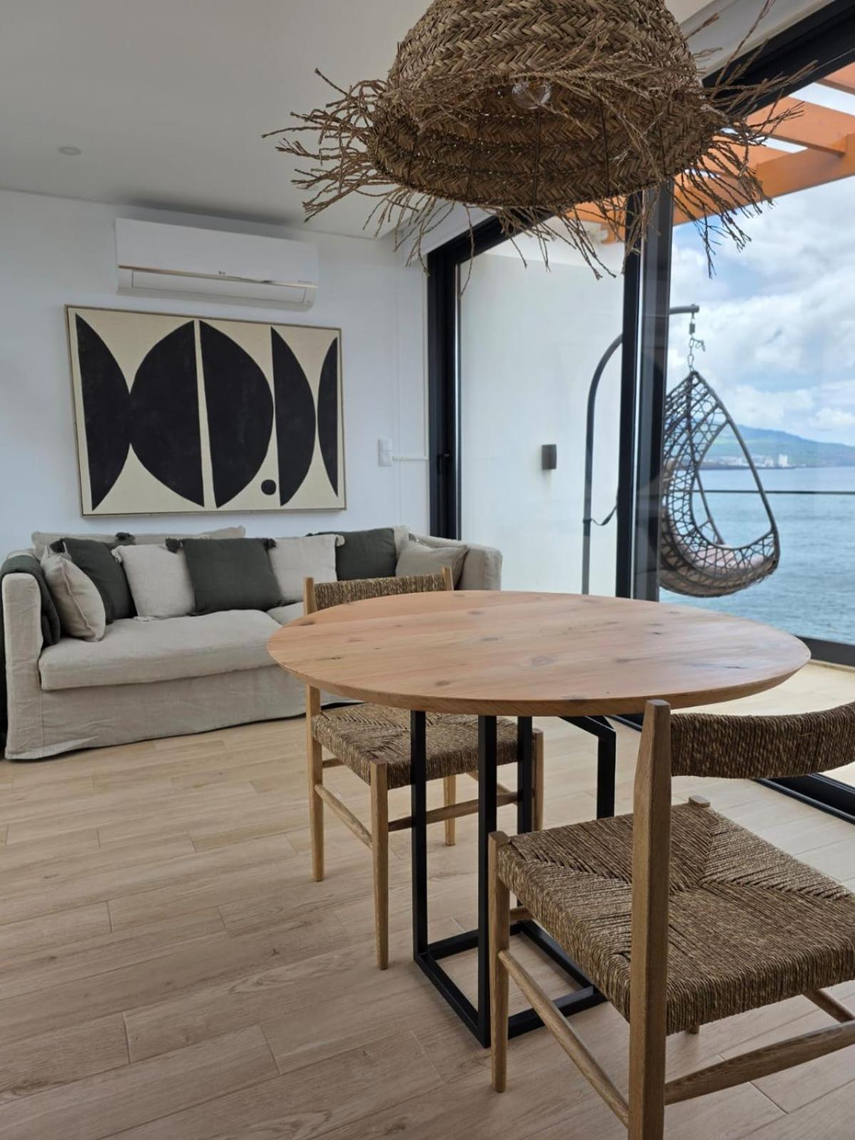 Home At Azores - Oasis House เซารอก ภายนอก รูปภาพ