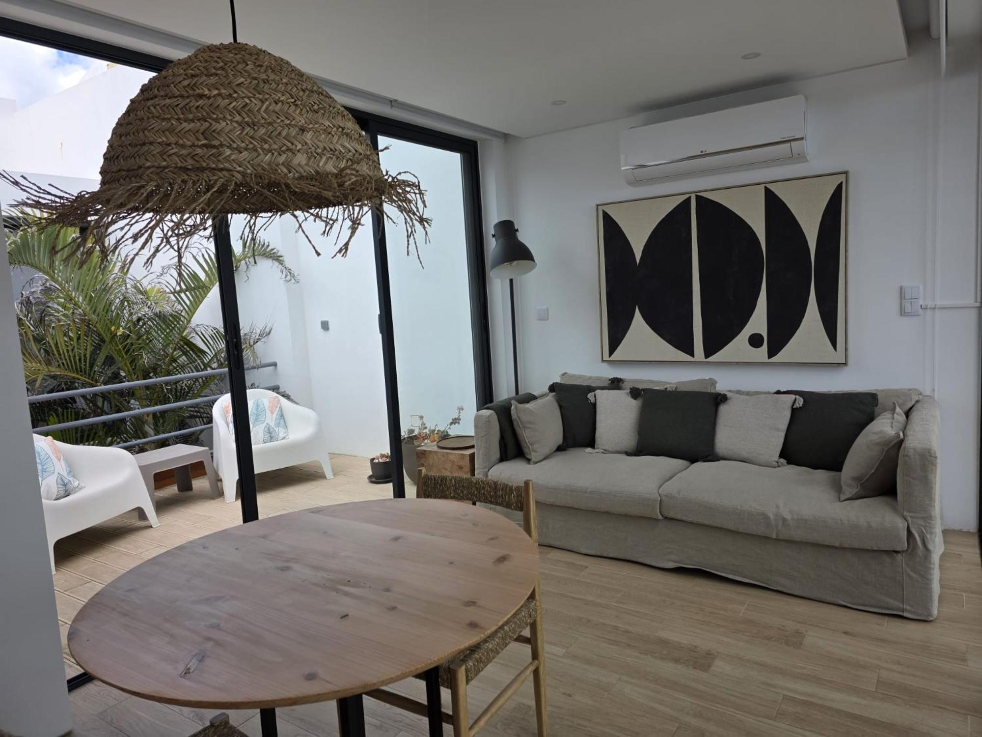 Home At Azores - Oasis House เซารอก ภายนอก รูปภาพ